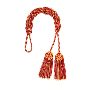 Cinturón Litúrgico Dorado y Rojo Personalizado al por Mayor con Borlas para Bolsas de Prendas - Product Image 1
