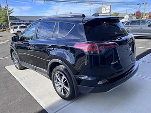 Toyota RAV4 XLE AWD 2017, tracción en las cuatro ruedas, motor 2.5L I-4 DOHC, SUV/crossover automático. - Product Image 4