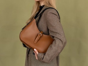 Leather Belt <b>Bag</b> for Women <b>Personalised</b> Bum <b>Bag</b> for Travelling Full Grain - Product Image 2