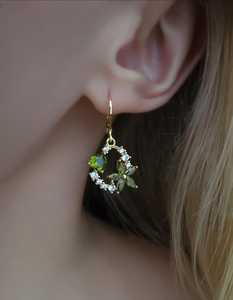 Aretes de Plata 925 con Baño de Oro y Circonita Verde, Estilo Vintage, Regalo para Ella - Product Image 5