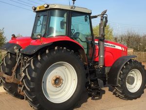 Tracteur agricole Massey Ferguson 6490 - Product Image 6