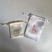 Prix d'usine Pochette d'emballage de bijoux en soie de luxe Sac en satin à cordon Sacs de rangement pour maquillage cadeau