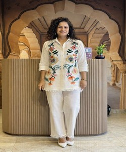 Conjunto de Ropa Étnica con Bordado de Algodón de Aspecto Lujoso, Ropa Festiva, Precio al por Mayor, Multicolor, Secado Rápido, en Existencia - Product Image 1