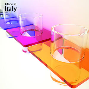 Soporte de cristal acrílico transparente con diseño moderno ADELE, almacenamiento duradero que ahorra espacio para baño fabricado en Italia - Product Image 1