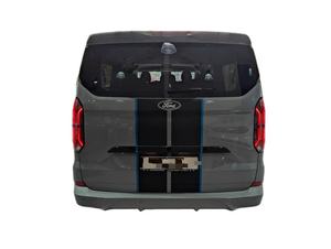 Furgoneta de Pasajeros Premium Diésel 2.0L 2025, 150HP, Transmisión Automática, L2 Distancia Entre Ejes Larga, Paquete Interior Deportivo de Cuero Izquierdo - Product Image 2