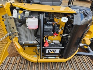 Mini-excavatrice Caterpillar 303 CR, 3 tonnes, compacte, diesel, sur chenilles |   Équipement de construction hydraulique - Product Image 3