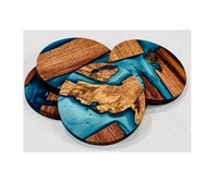 Sous-verres en bois de noyer naturel, faits main, écologiques, de style campagnard, en résine époxy de qualité alimentaire, très demandés, élégants et fonctionnels pour la table