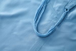 เสื้อคลุมแบบสบายๆ ระดับพรีเมียม ผ้าฝ้าย ระบายอากาศได้ดี สำหรับผู้ชาย คอตั้ง แขนยาว น้ำหนักเบา ไม่ยับง่าย สไตล์อาหรับ จุบบะ อิสลามิก โธบ คาฟตัน - Product Image 4