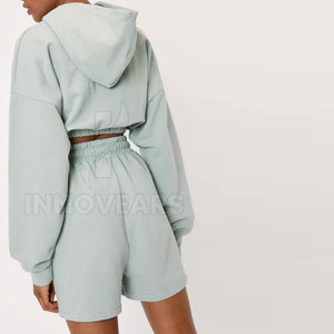 Elegante diseño sólido Casual Crop Top Sudadera con capucha y conjuntos cortos Tela de lona de alta calidad para el invierno-Precio al por mayor - Product Image 3