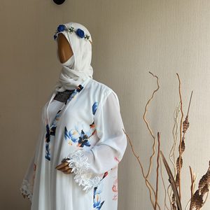 Robe Abaya à imprimé floral - Product Image 1