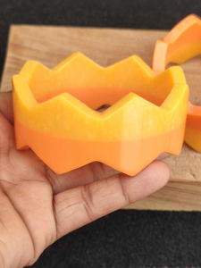 Bracelet de mode vintage pour femmes de haute qualité lisse grand design rond en résine dernier style tendance - Product Image 5