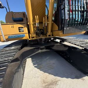 Excavatrice sur chenilles hydraulique Caterpillar 320CL d'occasion, fabrication japonaise, 20 tonnes, 2019-2021, puissance 68,4 kW, 1000-1600 heures, moteur CAT3066 - Product Image 4