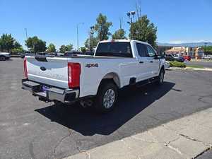 Valeur exceptionnelle 2024 F o r d F-250 Super Duty XLT - Product Image 5