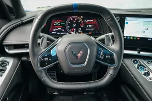 Chevrolet Corvette Stingray 2020 en parfait état - Product Image 4