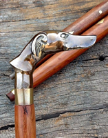 Canne de marche en bois faite à la main, 36 pouces, avec poignée tête de chien en laiton massif antique, finition brun poli, design vintage, Noël