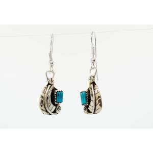 Boucles d'oreilles turquoise faites à la main Zuni - Product Image 1
