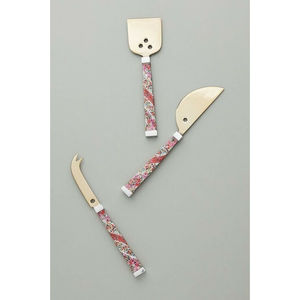 Juego de Cuchillos para Queso de Lujo Hechos a Mano, de Acero Inoxidable con Acabado Espejo y Material de Bambú, 3 Utensilios de Corte - Product Image 5