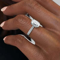 Bague de fiançailles SHREYA DIAM ovale en moissanite, argent 925 plaqué or, sertissage à griffes, bande pavée, luxe classique pour femme