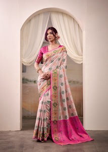 Saree Modal de algodón suave de primera calidad con estampado floral perfecto para todos los eventos - Product Image 5
