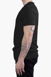 Camiseta Unisex con Cuello en V, Corte Regular, 100% Algodón, Transpirable y Ligera, Tejido de Punto Suave y Cómodo, Color Negro, Suministro al por Mayor - Product Image 4