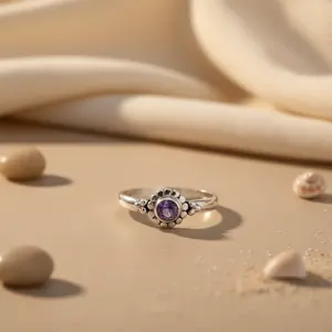 แหวนเงินแท้ 925 ประดับพลอยอเมทิสต์ สำหรับผู้หญิง เครื่องประดับอัญมณีสุดหรู - Product Image 2