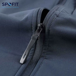 Chaqueta Softshell Unisex de Lona Fabricada Profesionalmente, Colores con Logotipo Personalizado, Servicio OEM, Diseño Reversible e Impermeable - Product Image 3