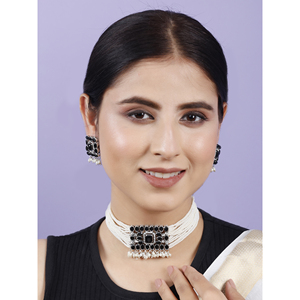 สร้อยคอทรงสี่เหลี่ยมเล็กประดับมุกสีดำและเพชรซิร์คอนสำหรับงานปาร์ตี้ - Product Image 2