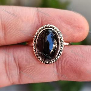 Bague en argent sterling 925 avec onyx noir, pierre précieuse naturelle, faite à la main, ovale, bijou de déclaration, cadeau idéal pour le mois de juillet - Product Image 5