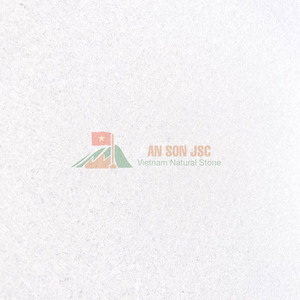 แผ่นหินอ่อนสีขาวเวียดนามแท้สำหรับบันไดภายนอกวิลล่าหรูหรา กระเบื้องหินธรรมชาติแบบด้าน คุณภาพสูง ราคาขายส่ง - Product Image 3