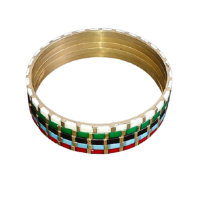 Bracelet en résine carré rétro couleur crème ivoire, bracelet géométrique épais en acrylique, bracelet large en résine au fini lisse d'inspiration vintage - Product Image 5