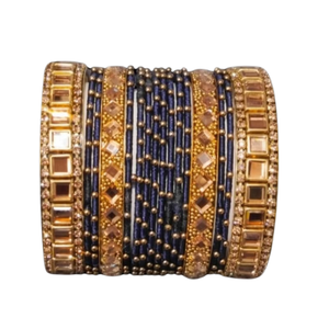 Fabricants professionnels de bracelets décoratifs indiens Punjabi pour femmes, fabriqués en usine, ensembles de bracelets en velours et en verre pour femmes - Product Image 3