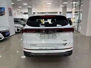 En stock pour JeTour X70 PLUS 2023 >8L Turbo DCT Max Conduite à gauche SUV 5 places Sièges en cuir Voitures d'occasion Prêtes à être expédiées - Product Image 5