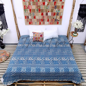 Tradicional Jaipur trabajo Kantha edredón bloque de mano estampado Indigo colcha edredón tamaño Queen algodón relleno para uso en cama - Product Image 1