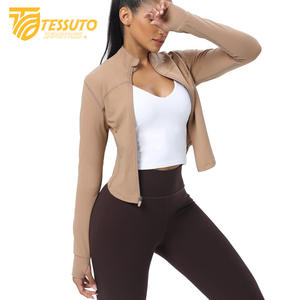 Sweat à capuche léger à manches longues UPF 50 + pour femmes respirant Full Zip Winter Workout Protection solaire avec col montant - Product Image 1