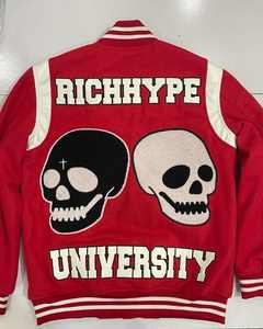 แจ็คเก็ตเลตเตอร์แมนแบบมีปกตั้งสำหรับฤดูหนาว สไตล์สตรีทแวร์ ลายโลโก้แบบกำหนดเอง ผลิตตามแบบ OEM คุณภาพสูง ผ้าฝ้าย 100% กันลม สำหรับผู้ชาย - Product Image 3