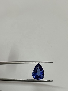 Loupe en forme de poire de couleur Fine et de qualité en Tanzanite naturelle, parfaitement fabriquée, pierre précieuse en vrac de 4.22 carat par Sadiya International - Product Image 5