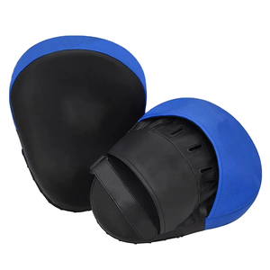 Manoplas de perforación de cuero curvo esencial para MMA y Ultimate Training Athletes' Muay Thai Pads Boxing Gear - Product Image 3