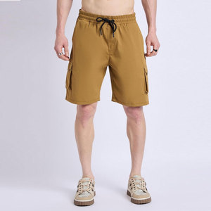 Shorts décontractés pour hommes, style luxe, en toile coupe-vent, longueur genou, taille haute, pour temps chaud, fabriqués au Pakistan - Product Image 1