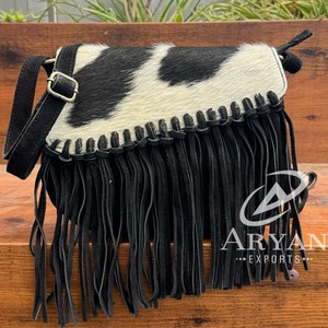2025 nouveau haute qualité daim cuir frange bandoulière sac à main pour femmes Vintage Boho peau de vache gland petit sac à main sacs à bandoulière - Product Image 1