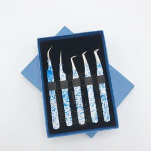 คีมหนีบขนตาสีขาวสีน้ำเงินเคลือบผงเงินดีไซน์ใหม่ปลายแหลมกล่องใส่การ์ดสีฟ้าอย่างยั่งยืนฉลากส่วนตัว - Product Image 4