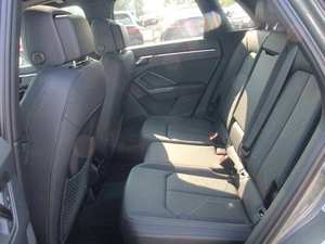 Sedán Premium 2024 Usado, 8 Cilindros, 2.0L, 5 Plazas, Cuero, Automático, 6 Velocidades, Techo Solar, Volante a la Izquierda/Derecha, Color Oscuro - Product Image 3