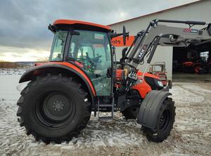Tractor Kubota de Calidad, Tractor Kubota 4x4 con Tracción en las Cuatro Ruedas - Product Image 4