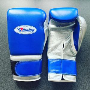 Nouveauté Gants de boxe d'entraînement personnalisés en cuir artificiel Gant de boxe MMA de combat avec coup de pied Sac de boxe en cuir de vachette gagnant - Product Image 4
