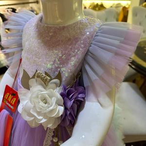 2024 nouvelle robe de fée en Satin pour filles avec bandeau motif floral robe de soirée pour enfants groupe d'âge enfants pour la saison de printemps - Product Image 3