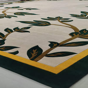 Alfombra moderna hecha a mano con atractivo clásico - Product Image 2