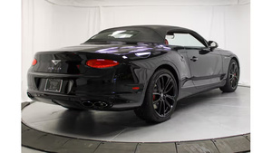 Bentley Continental GT Azure Convertible 2023, Autos Usados en Excelentes Condiciones - Product Image 5