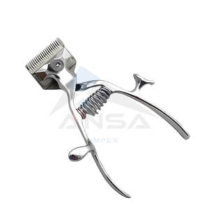 Cortapelos profesional para caballos, Kit de aseo para animales, cortapelos de mano de baja vibración humana con cuchillas eléctricas de acero inoxidable silenciosas - Product Image 1