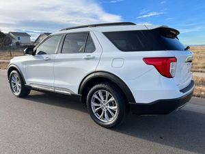 VÉHICULE D'OCCASION 2020 EXPLORER XLT AWD SUV BLANC TOUT-TERRAIN MOTEUR 2.3L 14 TRANSMISSION ET MÉCANISME DE MOBILITÉ HAUT DE GAMME CONSOMMATION DE CARBURANT ÉCONOMIQUE - Product Image 4
