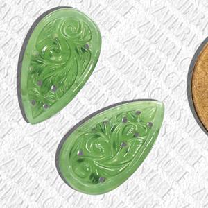 Hermosa serpentina tallada crisoprasa verde Natural corte de pera Mughal tallado CAMBIO DE Color múltiples usos de joyería par a granel - Product Image 3