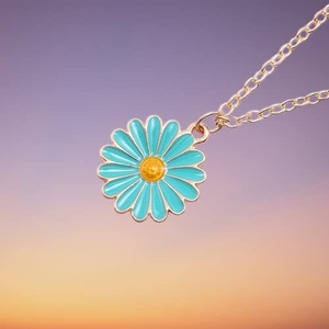 Cadena colgante chapada en oro flor coreana azul cielo Hip Hop calidad exportación fabricante indio joyería de moda inspirada para niñas - Product Image 1